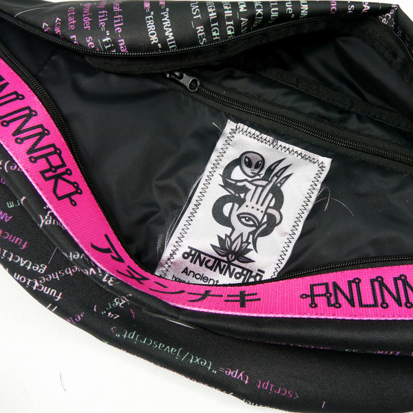Maxi Hip Bag Anunnaki Error